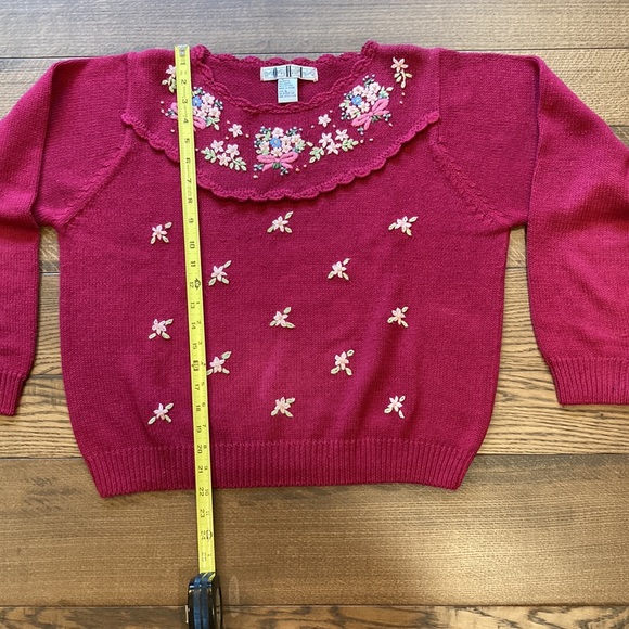 Long Sleeve Sweater - Picture 2 of 3